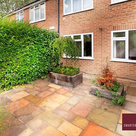 Sunninghill Village - 2 Bed - Parking And Garden Ascot  Exterior photo